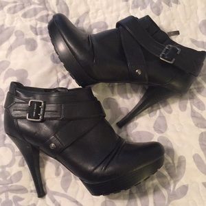 Guess size 10 stiletto boots